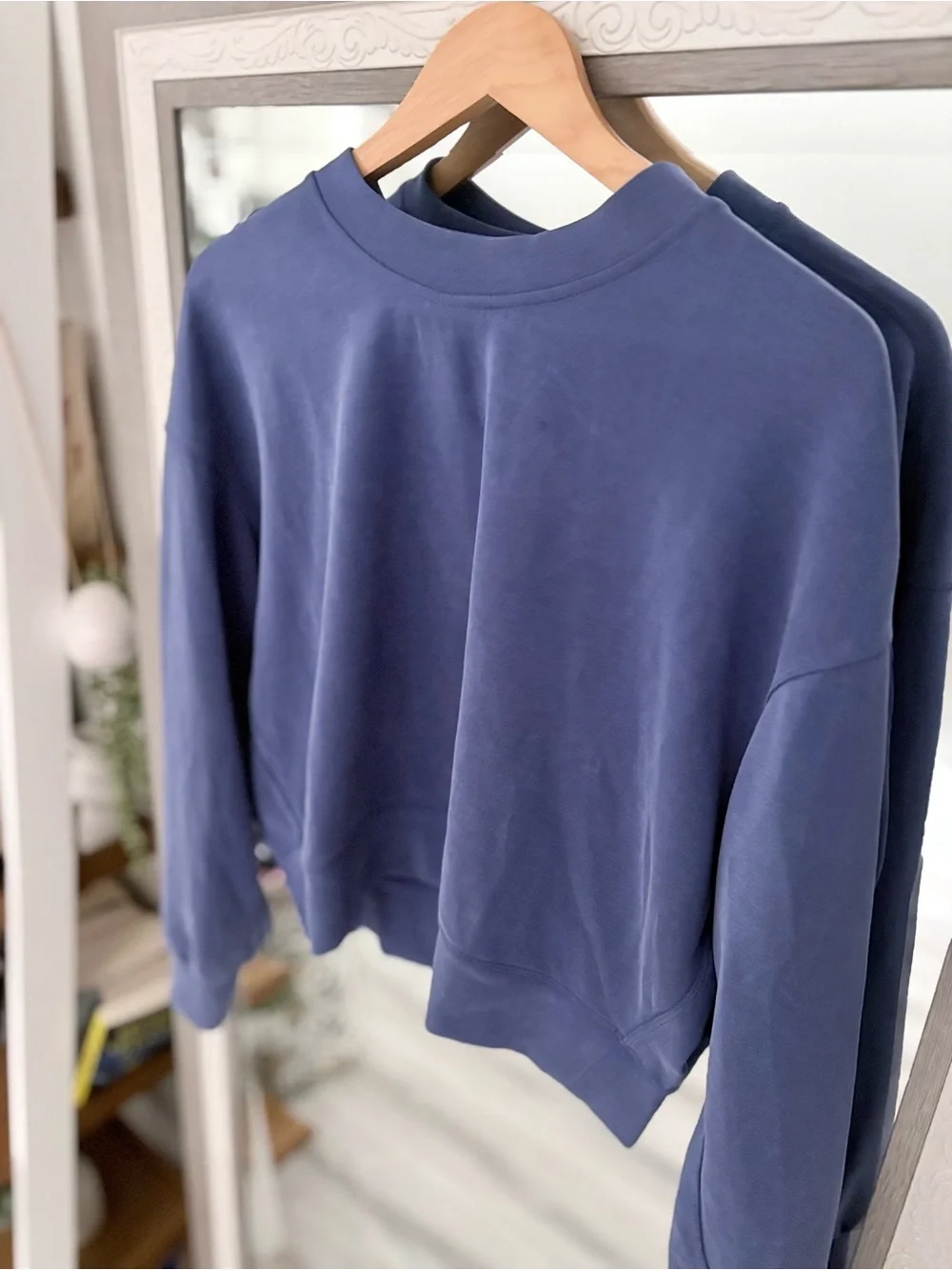Lululemon Perfectly Oversized Cropped Crew Softstream